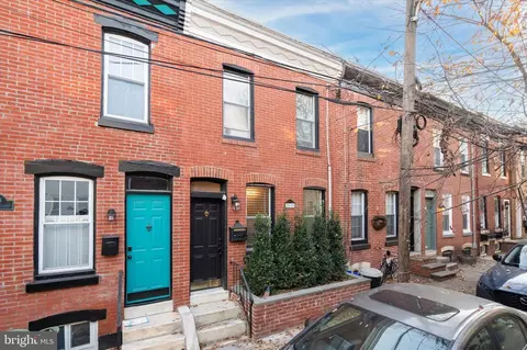 2410 Madison Sq, Philadelphia, PA 19146