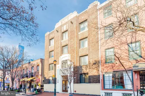 1137 Pine St #100, Philadelphia, PA 19107