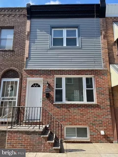 2124 S Chadwick St, Philadelphia, PA 19145