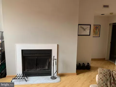 102 22 Church St #401, Philadelphia, PA 19106