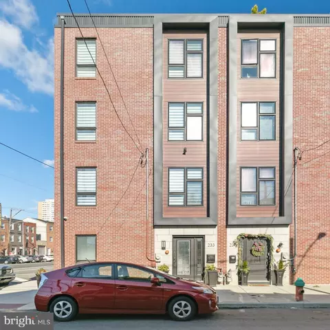 233 Wharton St, Philadelphia, PA 19147