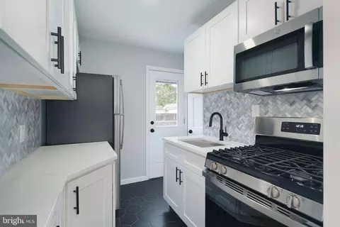2612 E Madison St, Philadelphia, PA 19134