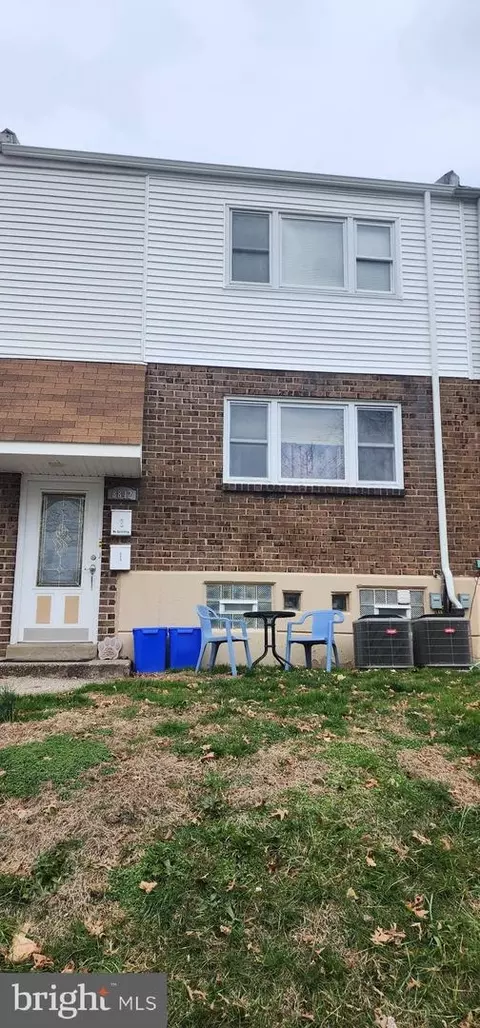 8842 Cottage St, Philadelphia, PA 19136