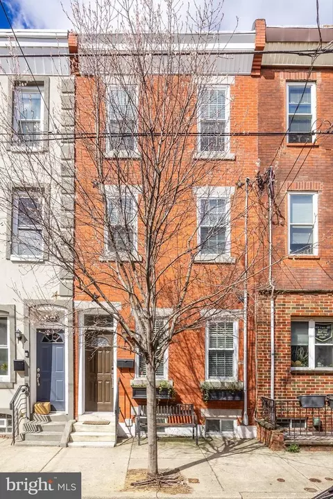 1808 S Hicks St, Philadelphia, PA 19145