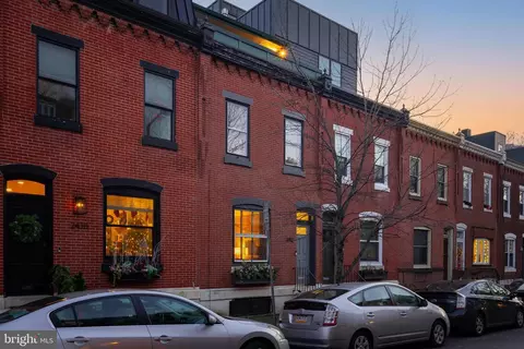 2412 Lombard St, Philadelphia, PA 19146