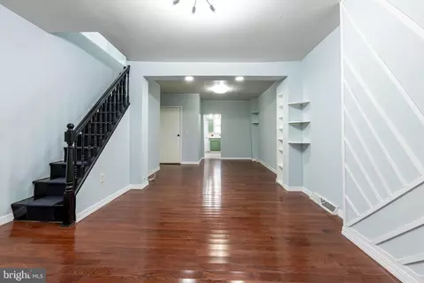 320 Cross St, Philadelphia, PA 19147