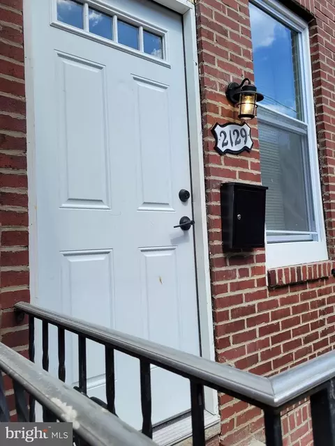 2129 Cross St, Philadelphia, PA 19146