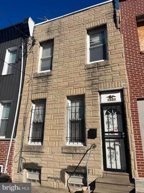 1827 E Monmouth St, Philadelphia, PA 19134