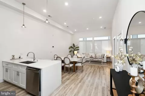 1115 N American St #C4, Philadelphia, PA 19123