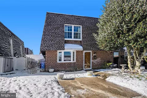 2154 Conwell Ave, Philadelphia, PA 19115