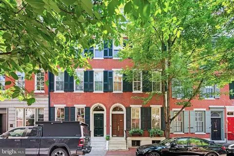 2108 Delancey St, Philadelphia, PA 19103