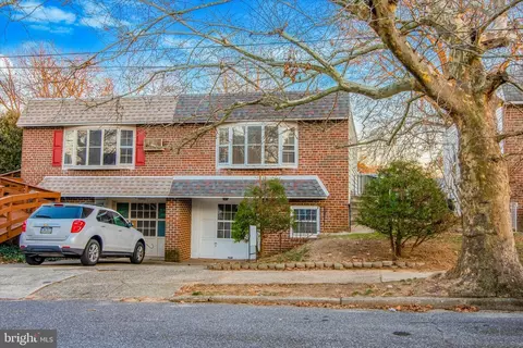 10673 Halstead St, Philadelphia, PA 19116