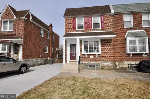 2031 Fuller St, Philadelphia, PA 19152