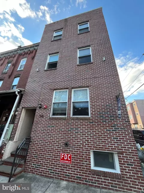 516 N 34th St, Philadelphia, PA 19104