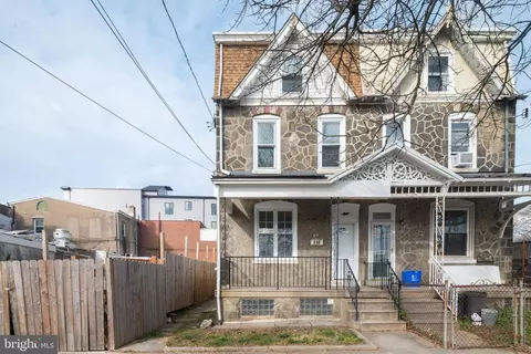 510 Dupont St, Philadelphia, PA 19128
