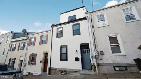 206 East St, Philadelphia, PA 19128