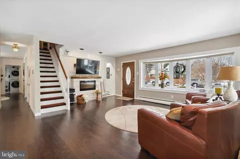 2825 Neptune Rd, Philadelphia, PA 19154
