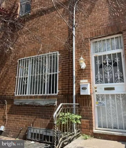 915 Ellsworth St, Philadelphia, PA 19147