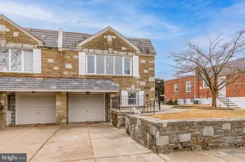 2920 Walnut Hill St, Philadelphia, PA 19152