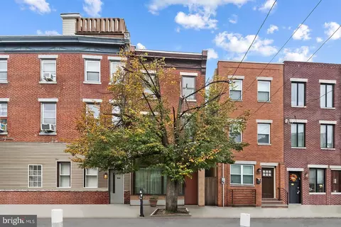 1005 S 7th St, Philadelphia, PA 19147
