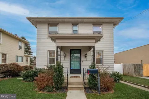 623 Summit Ave, Philadelphia, PA 19128
