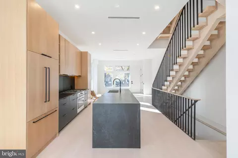 1407 E Oxford St, Philadelphia, PA 19125
