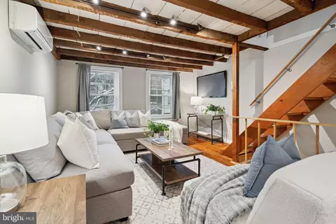 1007 Montrose St, Philadelphia, PA 19147