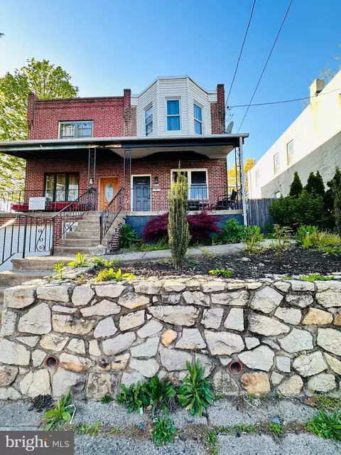 6634 Marsden St, Philadelphia, PA 19135
