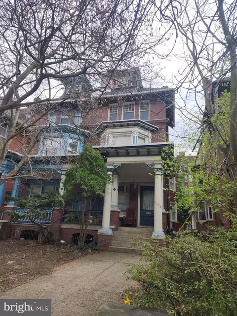 4628 Spruce St, Philadelphia, PA 19139