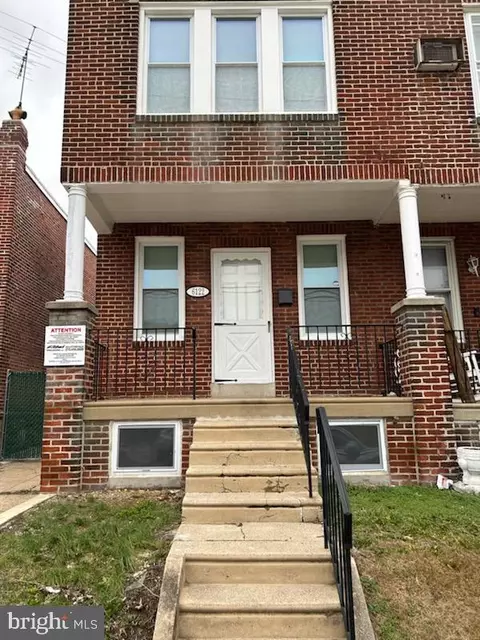 6122 Walker St, Philadelphia, PA 19135