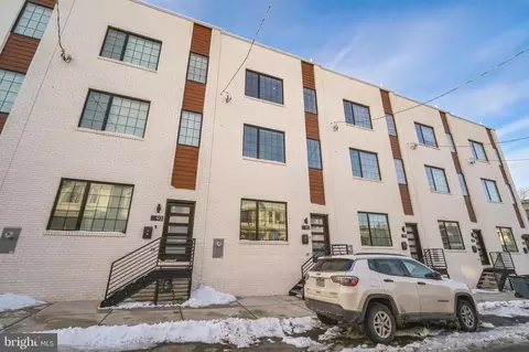95 Montana, Philadelphia, PA 19119
