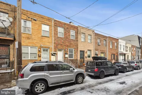 833 Earp St, Philadelphia, PA 19147
