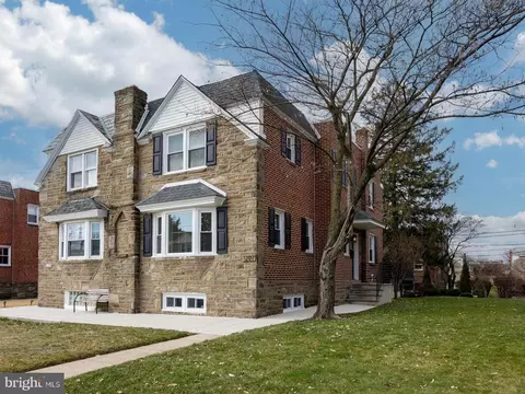1207 E Barringer St, Philadelphia, PA 19119