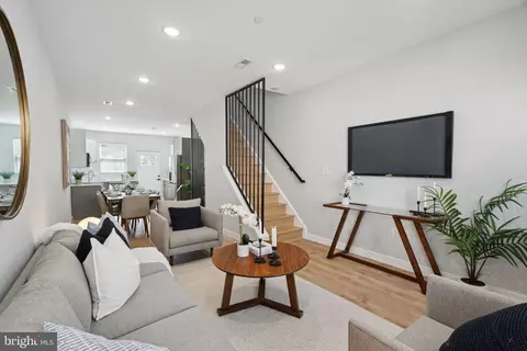 2336 Gerritt St, Philadelphia, PA 19146
