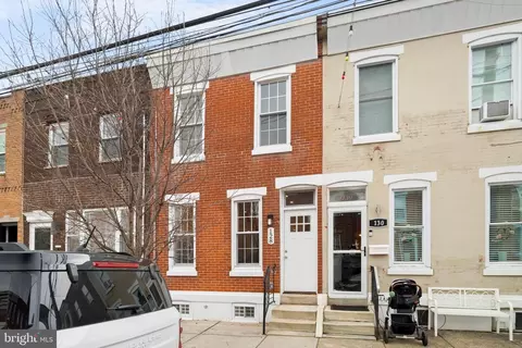128 Mifflin St, Philadelphia, PA 19148