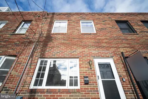 2242 Taggert St, Philadelphia, PA 19125