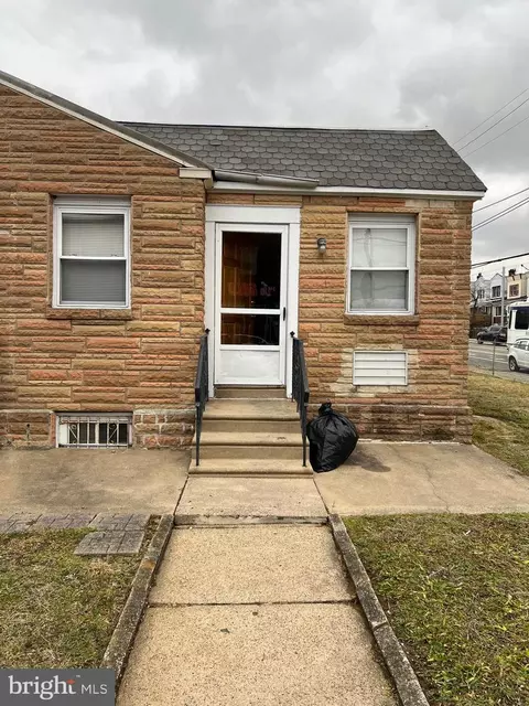 2451 S 57th St, Philadelphia, PA 19143