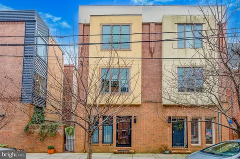 306 Fitzwater St, Philadelphia, PA 19147