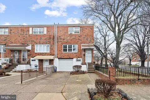 7401 Peregrine Pl, Philadelphia, PA 19153