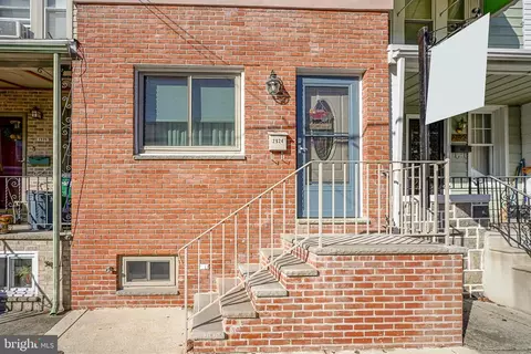 2924 S Smedley St, Philadelphia, PA 19145