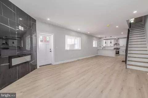 400 Fitzgerald St, Philadelphia, PA 19148