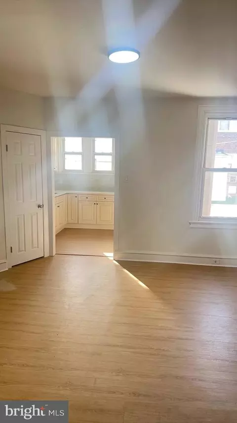 918 Granite St, Philadelphia, PA 19124