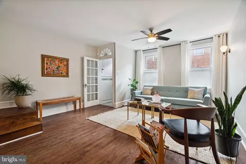 1538 S Iseminger, Philadelphia, PA 19147