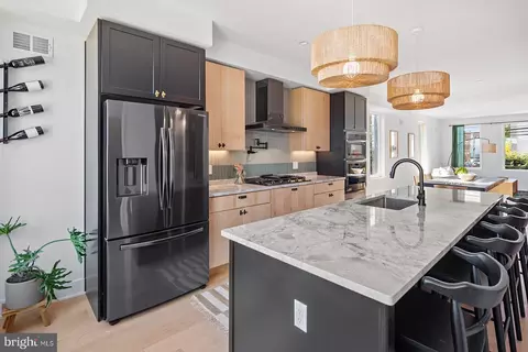 1613 N 2nd St, Philadelphia, PA 19122