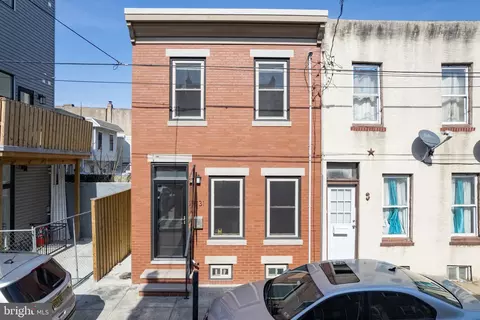 1731 Titan St, Philadelphia, PA 19146