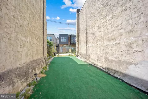 3134 Page St, Philadelphia, PA 19121