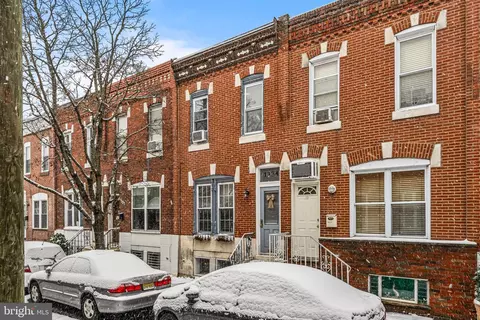 1134 Daly St, Philadelphia, PA 19148