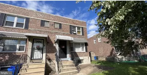 823 Longshore Ave, Philadelphia, PA 19111