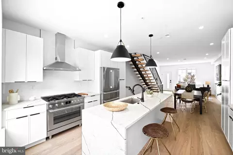 722 S Chadwick St, Philadelphia, PA 19146