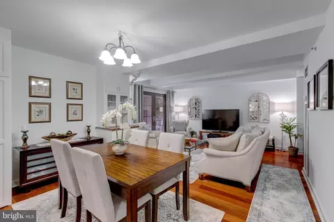 219 S 29 S 18th St #522, Philadelphia, PA 19103